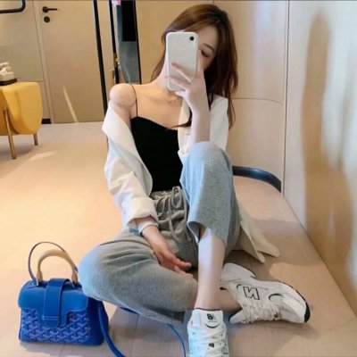 黄昏时分、牵着手